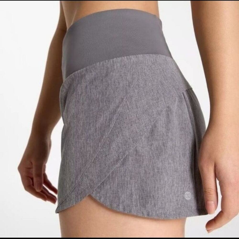 Calia Shorts NWT size XL Kick it up performance short 3" Inseam Heather Grey